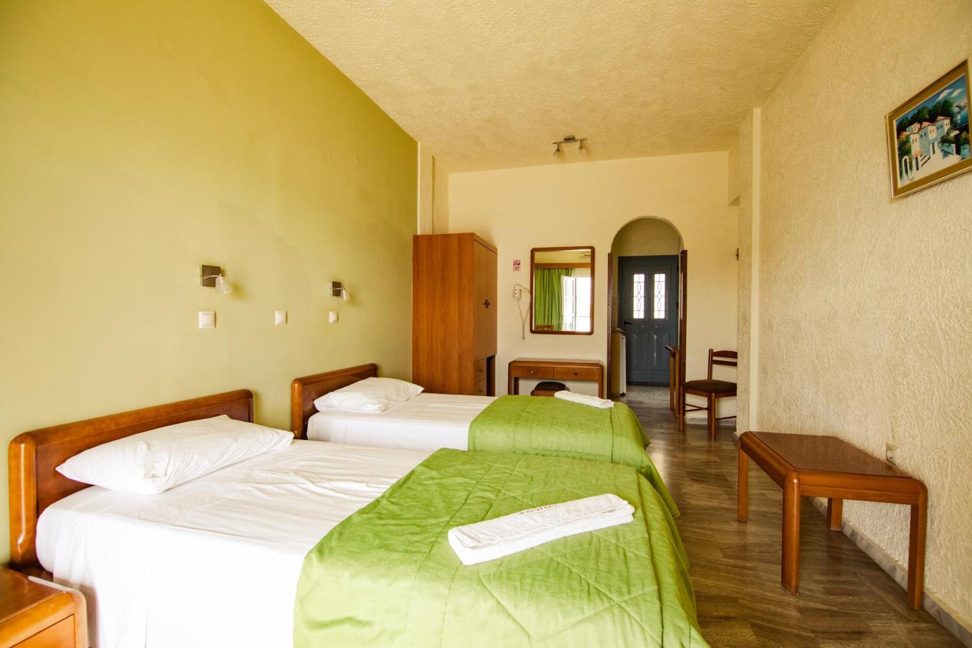 Hotel Philoxenia Massouri Extérieur photo