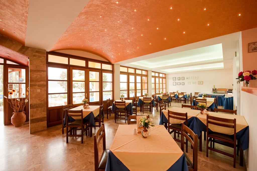 Hotel Philoxenia Massouri Extérieur photo