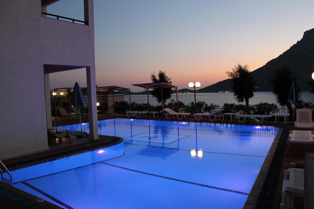 Hotel Philoxenia Massouri Extérieur photo